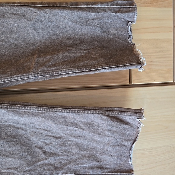 Uniqlo U Chocolate Brown Denim, Size 26, Cut Off At The Bottom, GUC - Picture 4 of 6